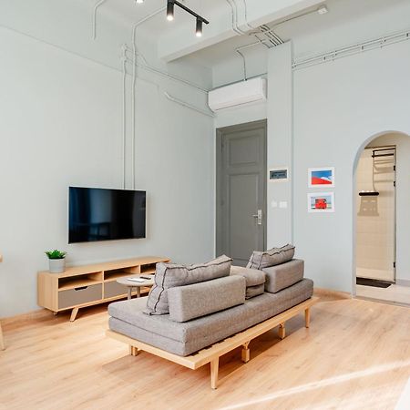 Grey L Studio Apartments Downtown Alexandria Menasce House Exterior photo